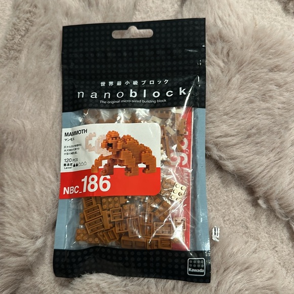 NWT Nanoblock Mammoth NBC_186 - Picture 1 of 2